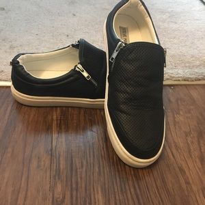 Steve Madden Ellias slip on shoe